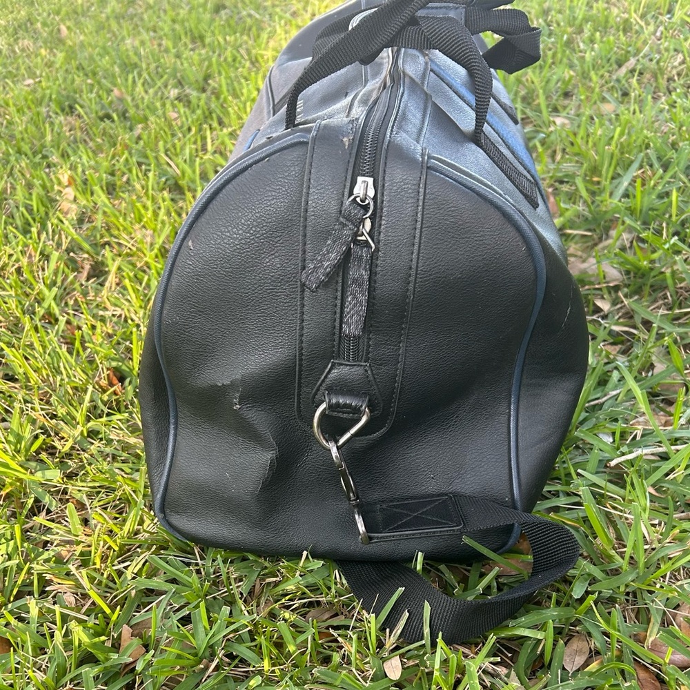 Ted Baker Black Duffel Bag with Blue Stripe - Picture 4 of 8